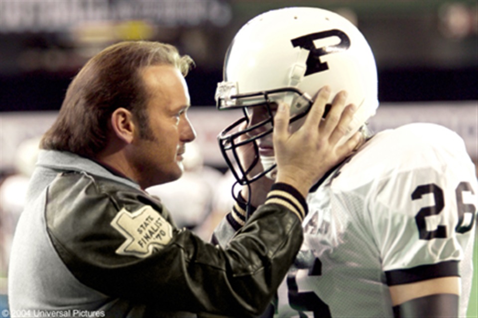 Friday Night Lights - What2Watch