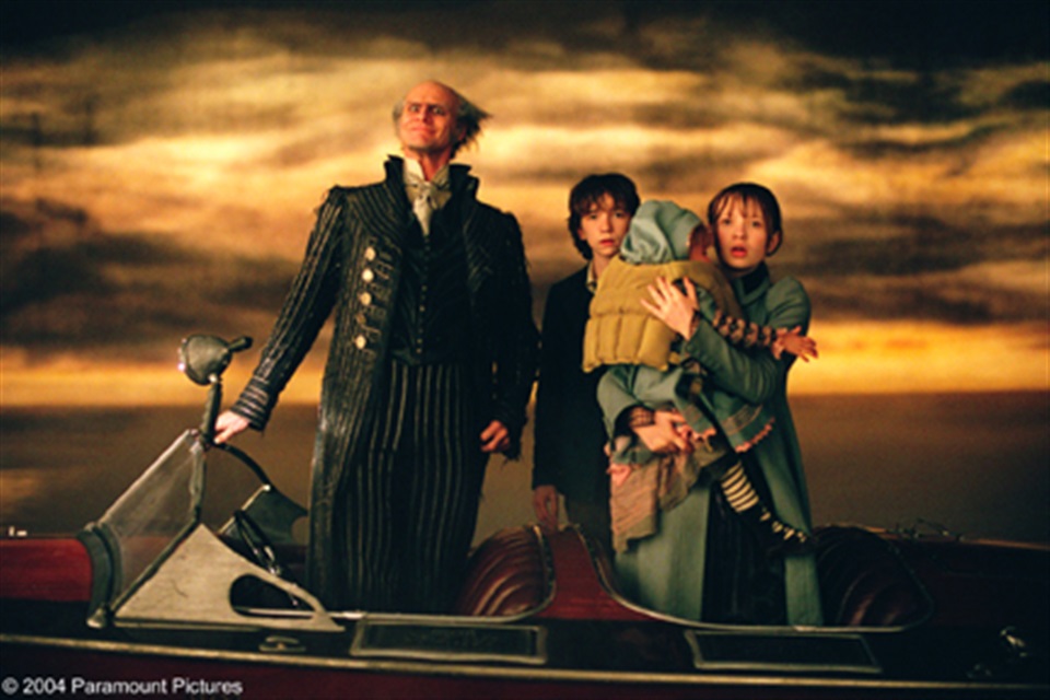 Lemony Snicket's A Series of Unfortunate Events - What2Watch
