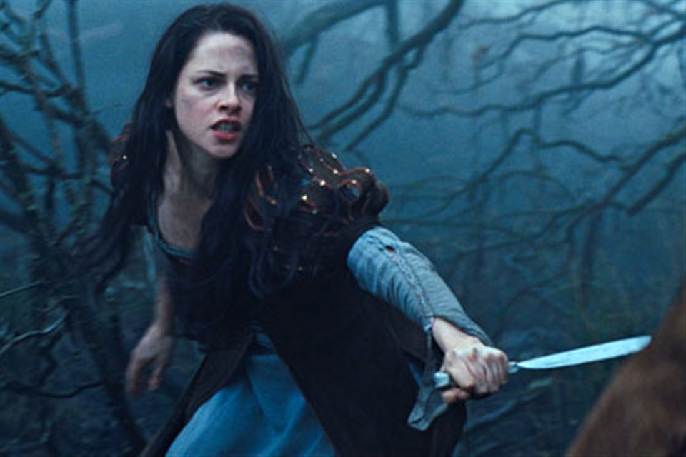 Snow White and the Huntsman - What2Watch