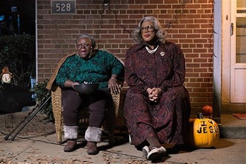Tyler Perry's Boo! A Madea Halloween - What2Watch